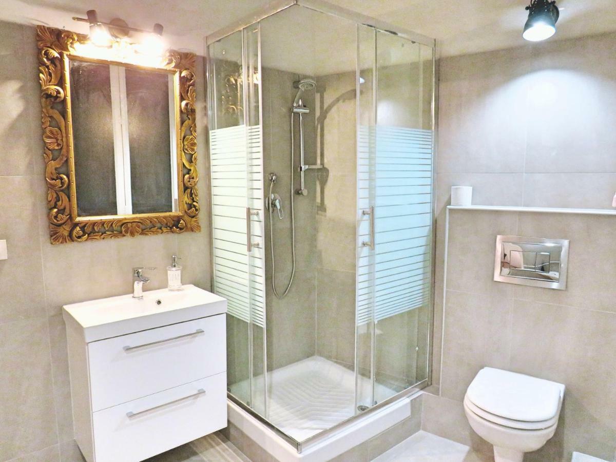 Central Chic Apartment Janov Exteriér fotografie